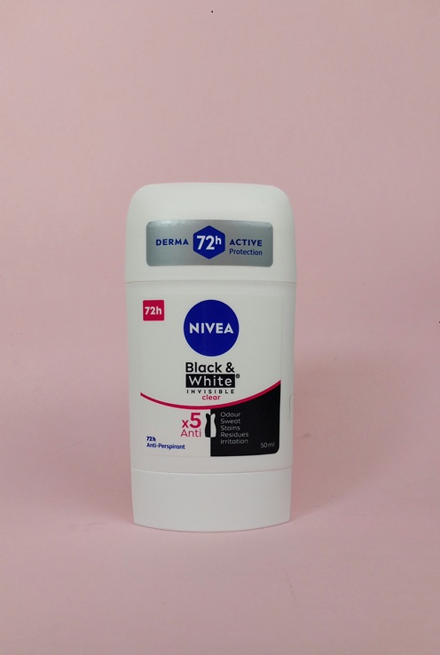 مام صابونی زنانه نیوا Nivea مدل Black and White Invisible clear حجم 50 میل